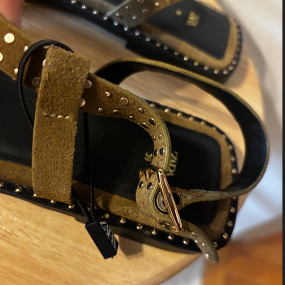 Zara khaki green flat real suede leather sandals with studs NWT - Picture 6 of 13